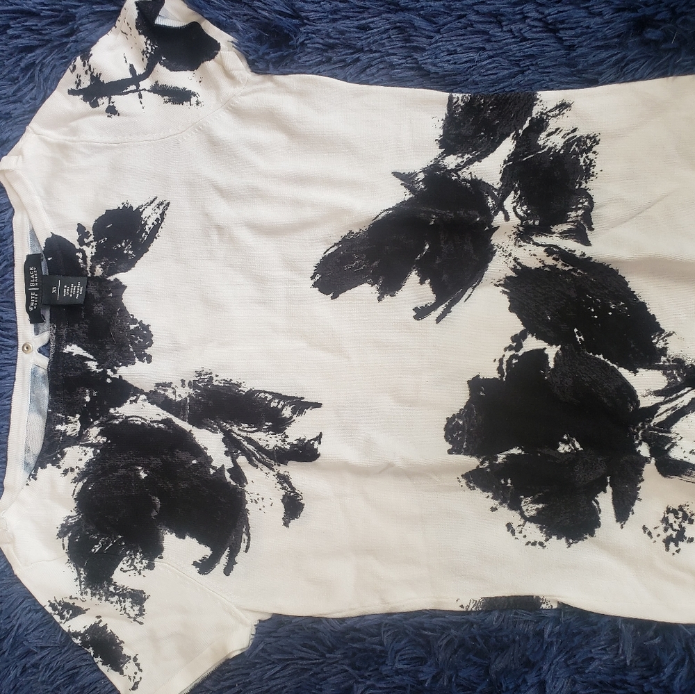 White house black market top